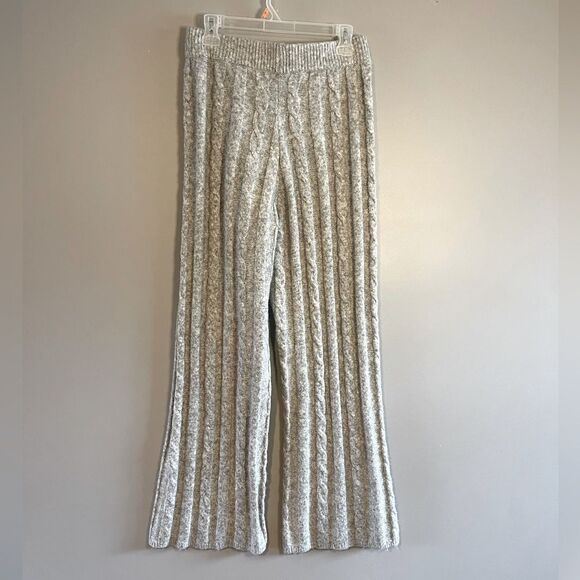 Abercrombie & Fitch Gray Knit Cardigan & Pant Sweater Set | SZ L & M - Picture 6 of 16